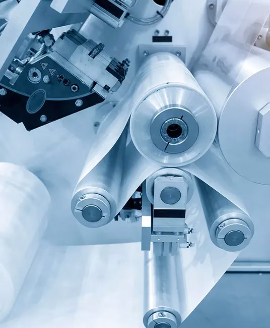 Vacuum packaging production equipment